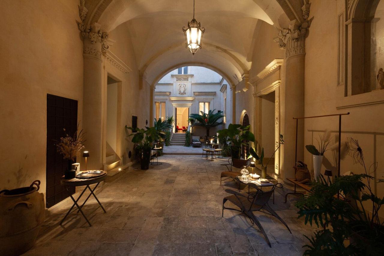 Palazzo Maresgallo Suites & Spa Лече Екстериор снимка