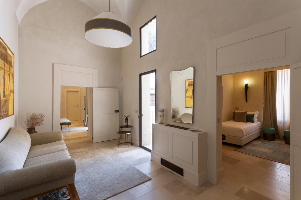 Palazzo Maresgallo Suites & Spa Лече Екстериор снимка