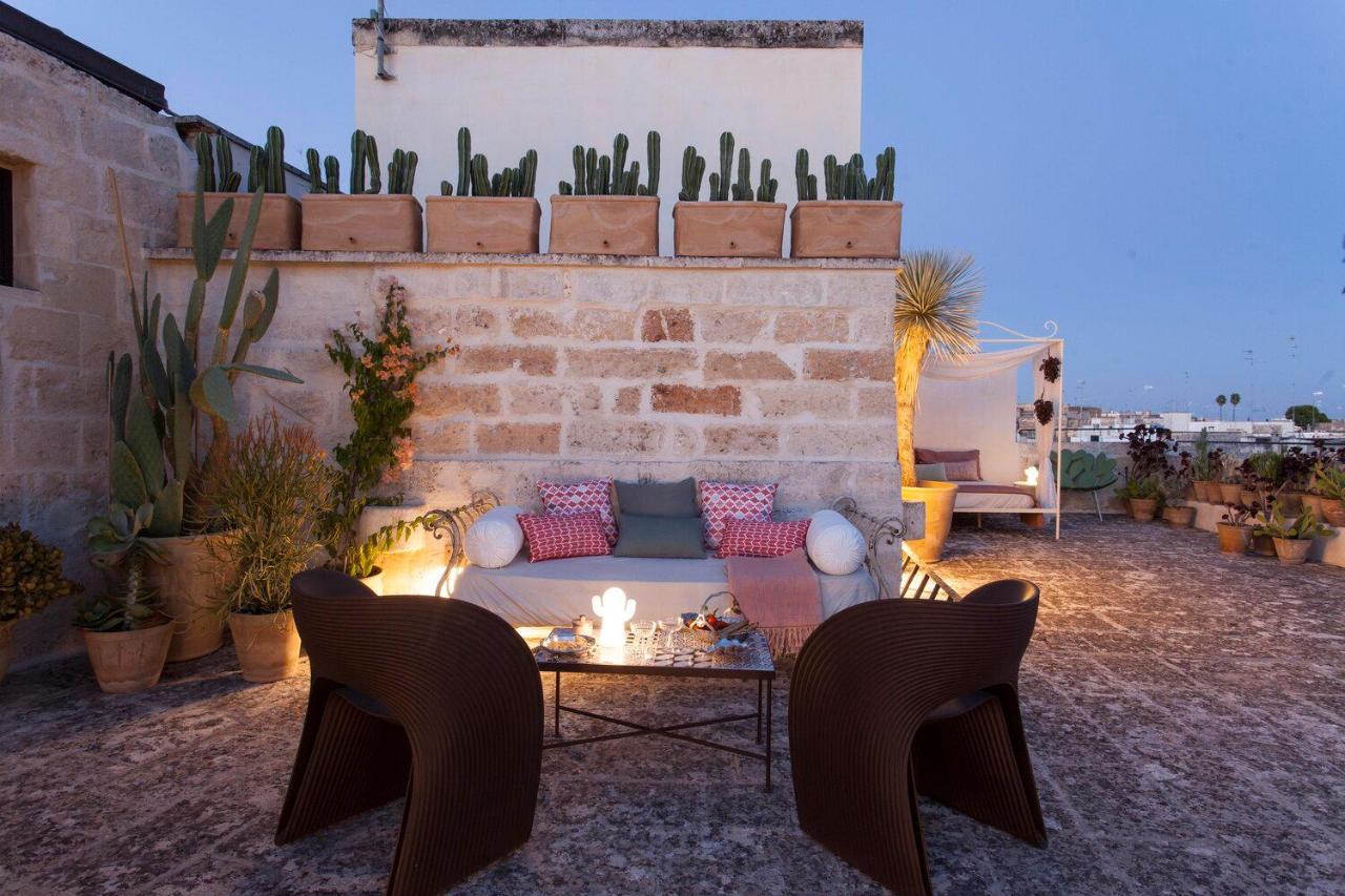 Palazzo Maresgallo Suites & Spa Лече Екстериор снимка