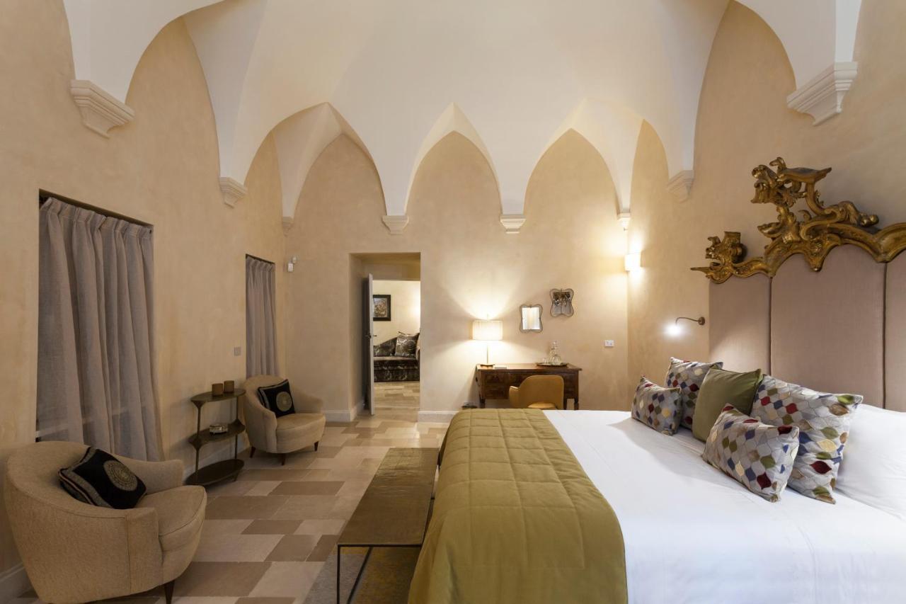 Palazzo Maresgallo Suites & Spa Лече Екстериор снимка