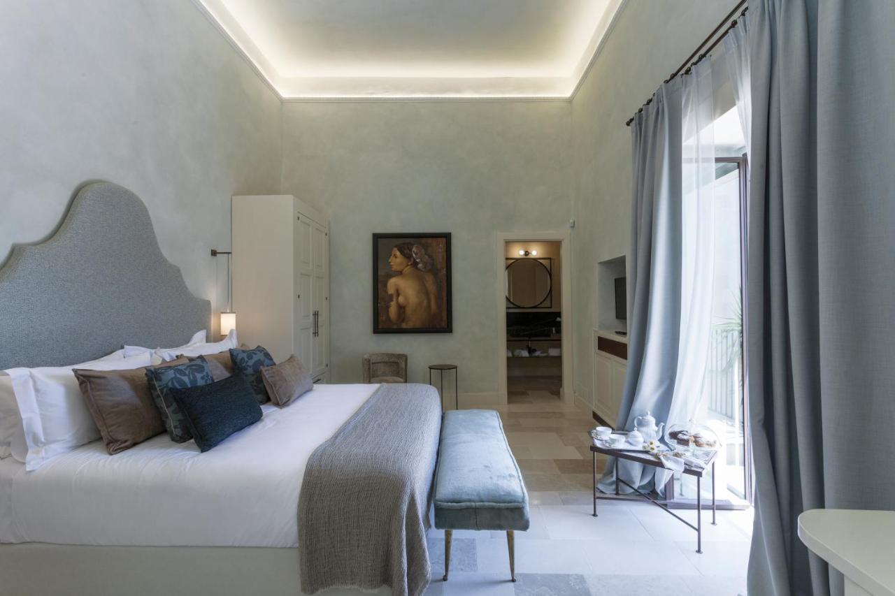 Palazzo Maresgallo Suites & Spa Лече Екстериор снимка