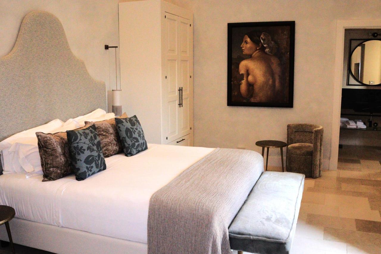 Palazzo Maresgallo Suites & Spa Лече Екстериор снимка
