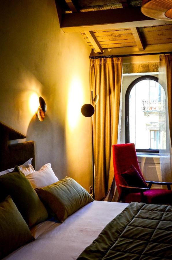 Palazzo Maresgallo Suites & Spa Лече Екстериор снимка