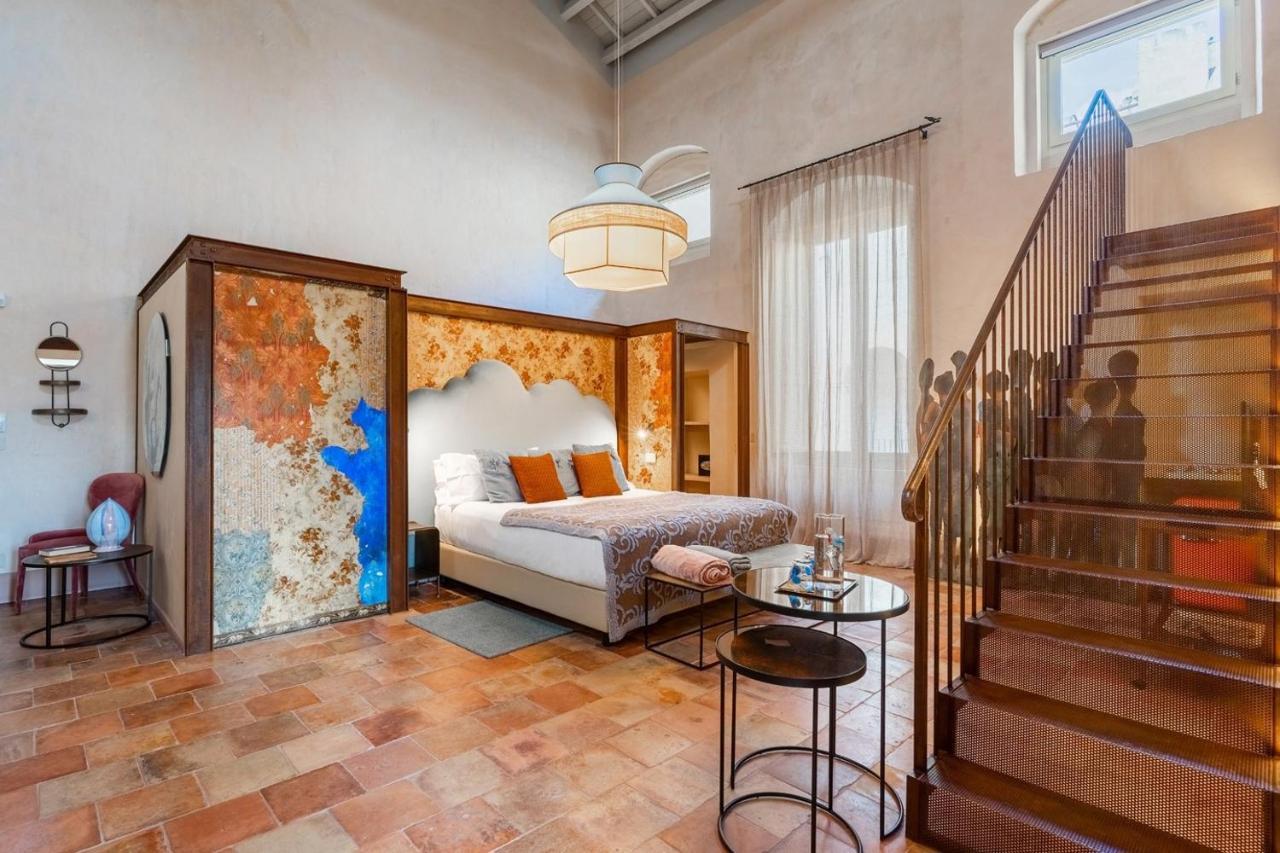 Palazzo Maresgallo Suites & Spa Лече Екстериор снимка