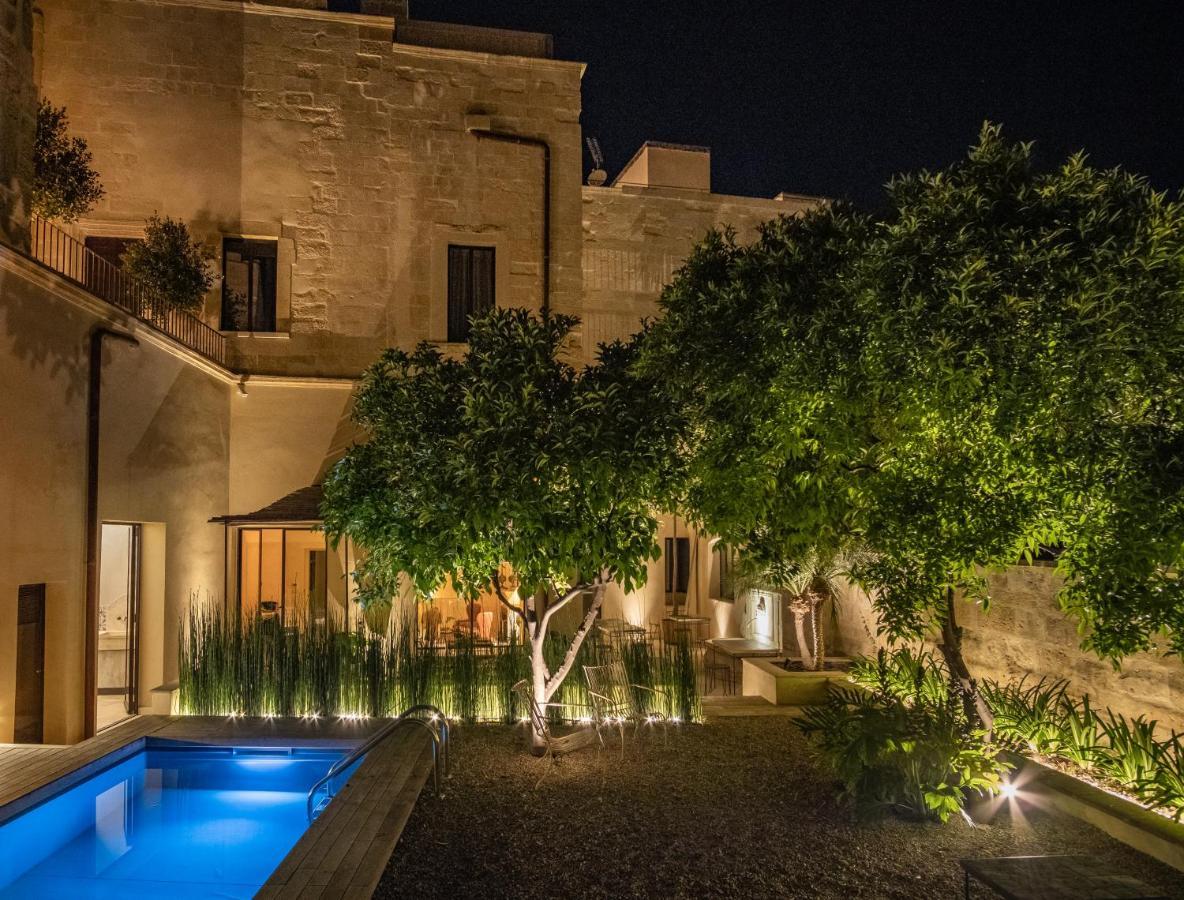 Palazzo Maresgallo Suites & Spa Лече Екстериор снимка